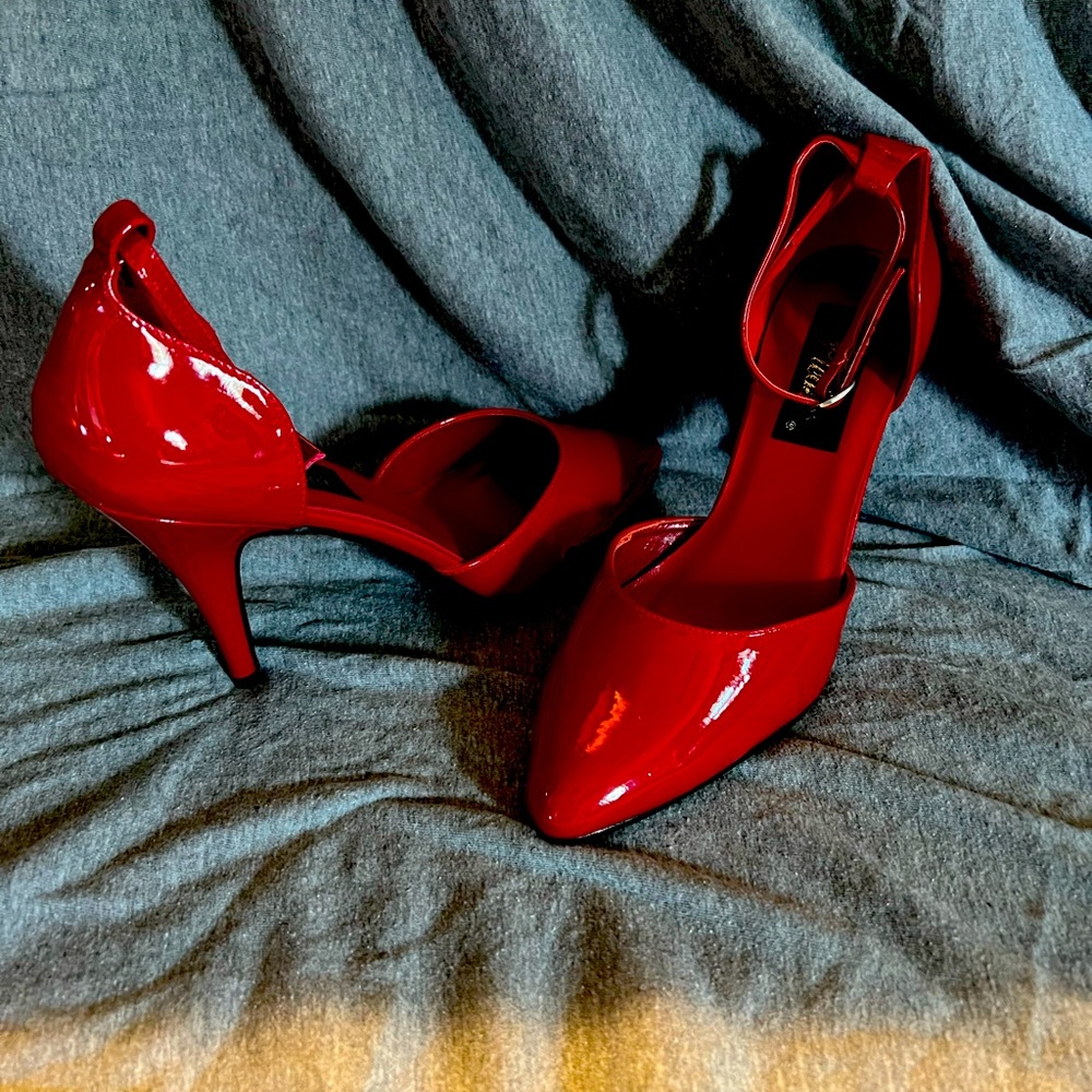 Red Pleaser heels size 9